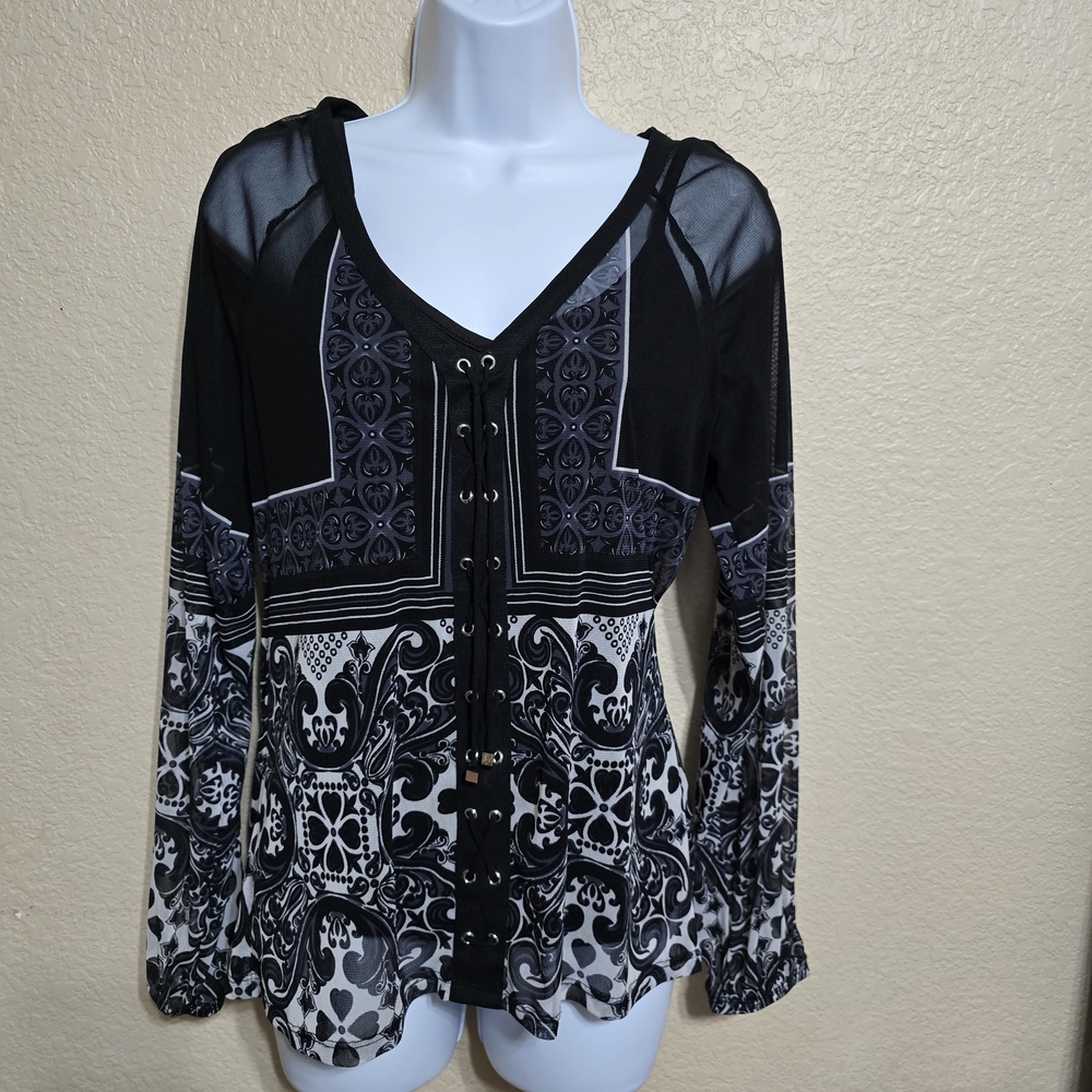 INC Black & White Lace-Up V-Neck Printed Women's Top